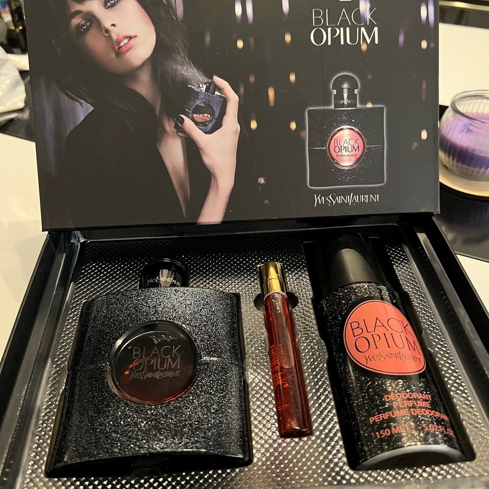 Yves Saint Laurent Black Opium Fragrance Set YSL gift set